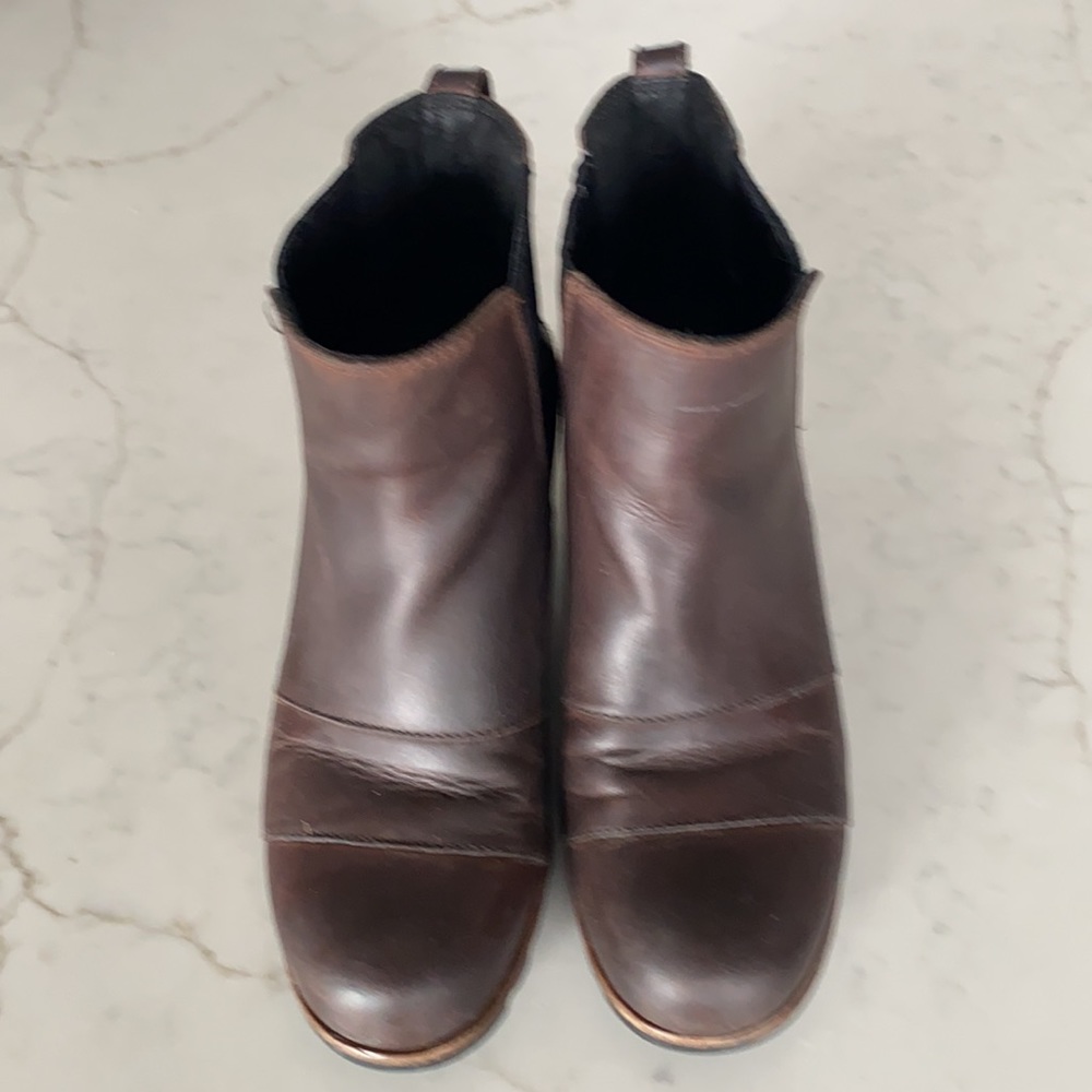 Sorel Brown and Black Ankle Boots - Picture 5 of 6